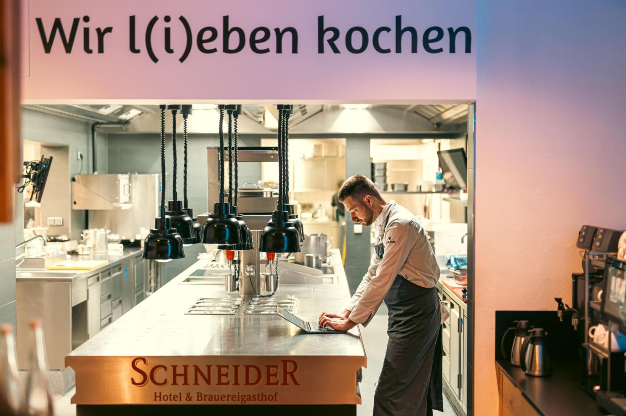 Bierhotel - Hotel & Brauereigasthof Schneider Essing Dış mekan fotoğraf